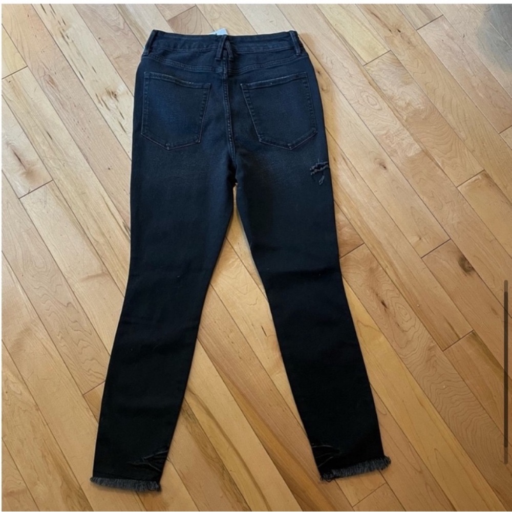 NWT Good American Good Curve High Rise Raw Hem Distressed Black Jeans ten (10) - Picture 8 of 11